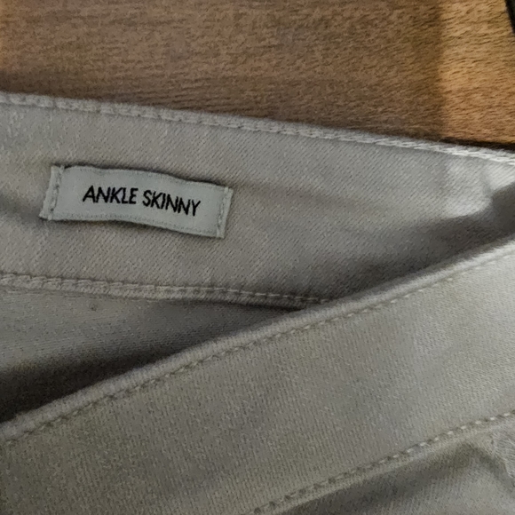 Calvin Klein skinny jeans size 2 stretch - Picture 3 of 8